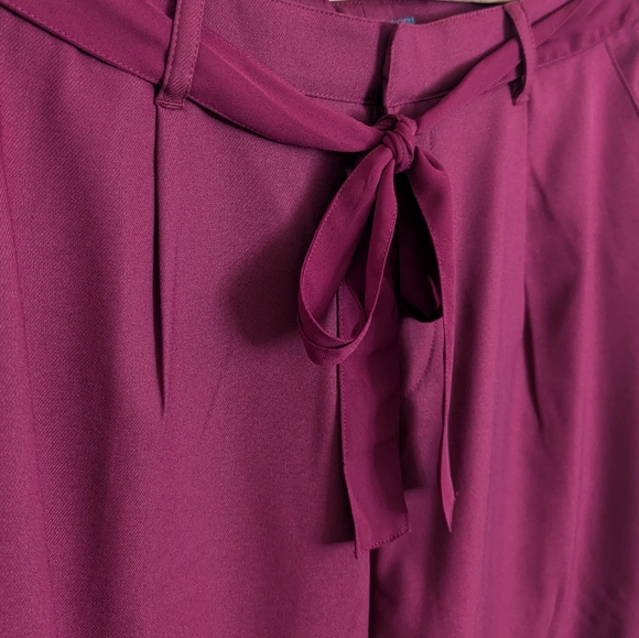 Women's Modcloth Savannah wide leg trousers, size 14, raspberry red - Picture 5 of 15